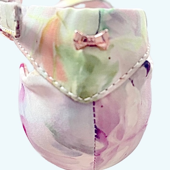 Ted Baker LONDON Multicolor Floral Canvas D’Orsay Peeptoe Strappy Heels Shoes 5 - Picture 9 of 13